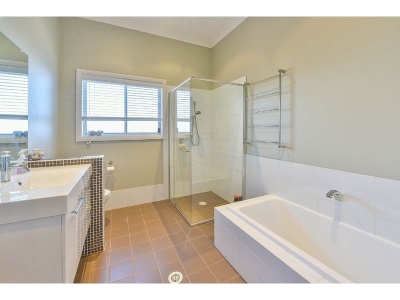 2 Preston Avenue, Elderslie NSW 2570