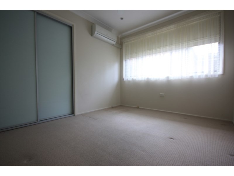 175 Harrow Road, Glenfield NSW 2167