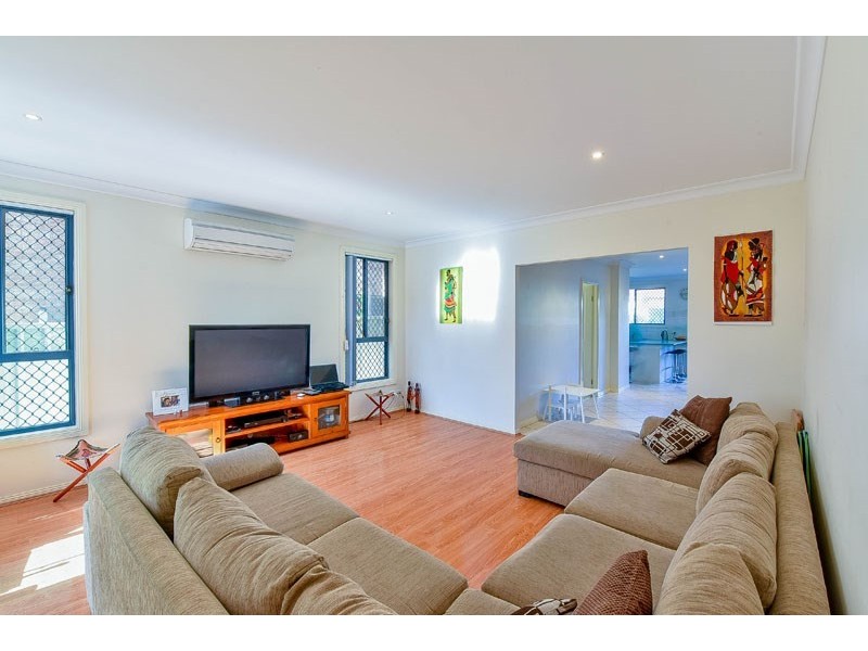 16a Brenda Street, Ingleburn NSW 2565