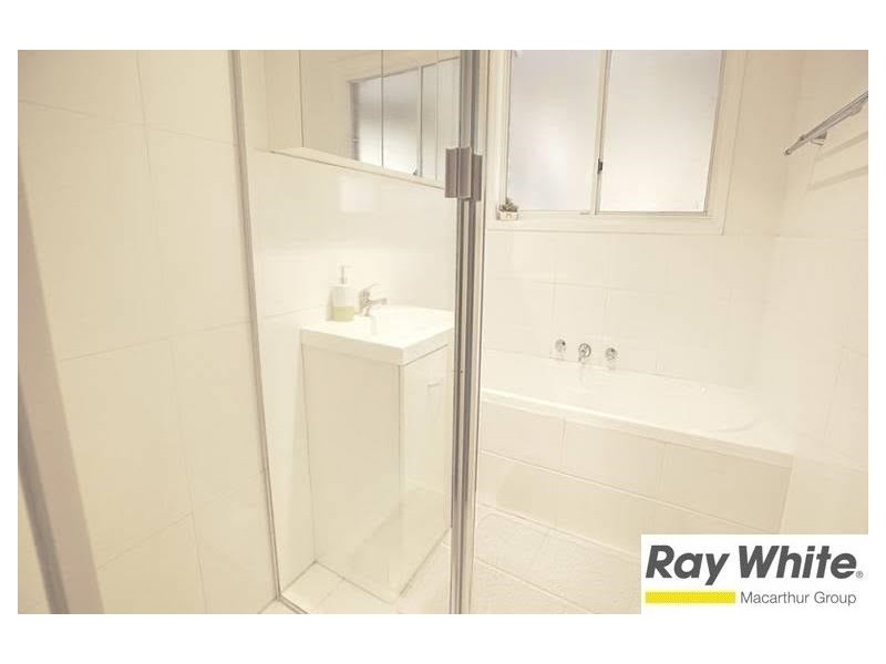 6 Glenella Way, Minto NSW 2566