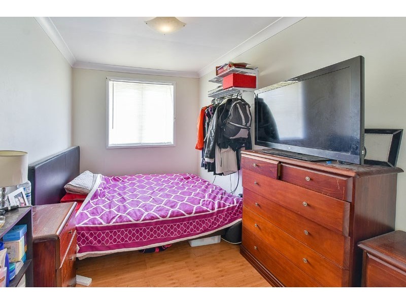 73 Lorenzo Crescent, Rosemeadow NSW 2560