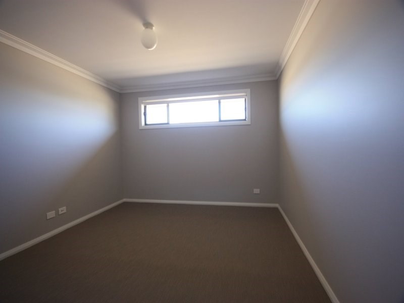 15 Denton Road, Spring Farm NSW 2570