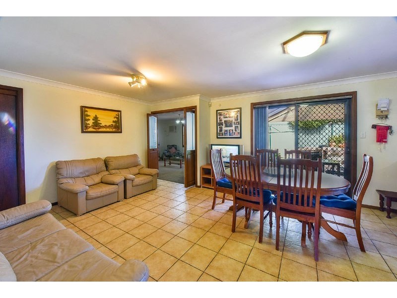 4 Oates Place, Leumeah NSW 2560