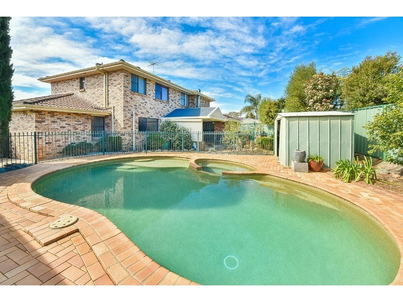 4 Oates Place, Leumeah NSW 2560