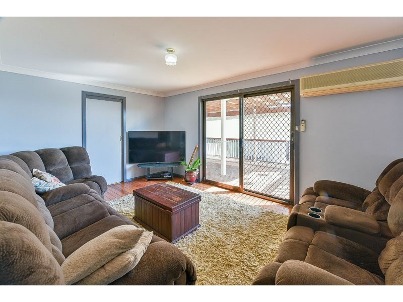 21 Waminda Avenue, Campbelltown NSW 2560