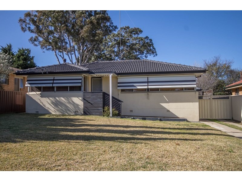 6 McCrae Drive, Camden South NSW 2570