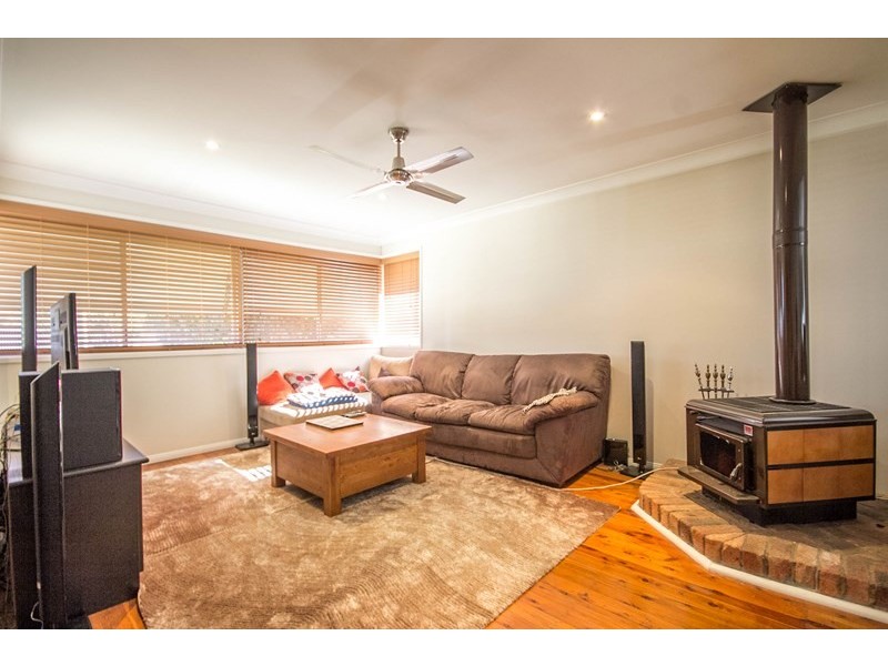 6 McCrae Drive, Camden South NSW 2570