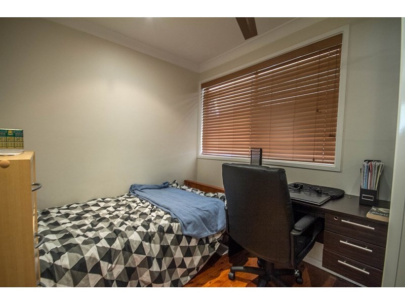 6 McCrae Drive, Camden South NSW 2570