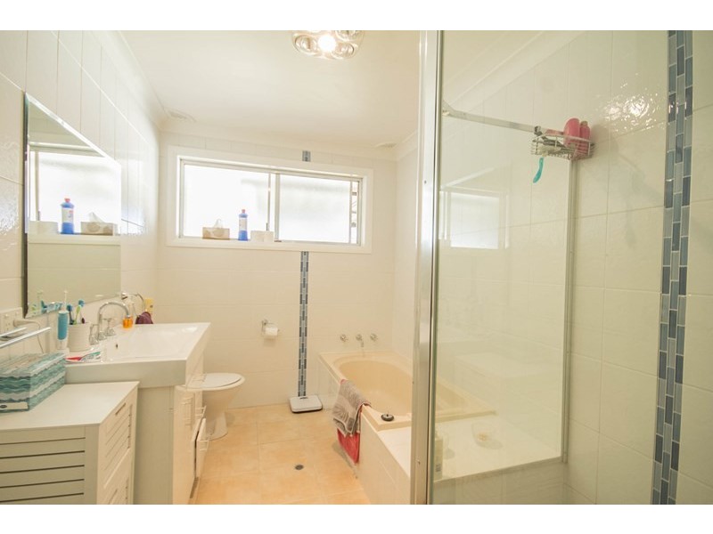 6 McCrae Drive, Camden South NSW 2570