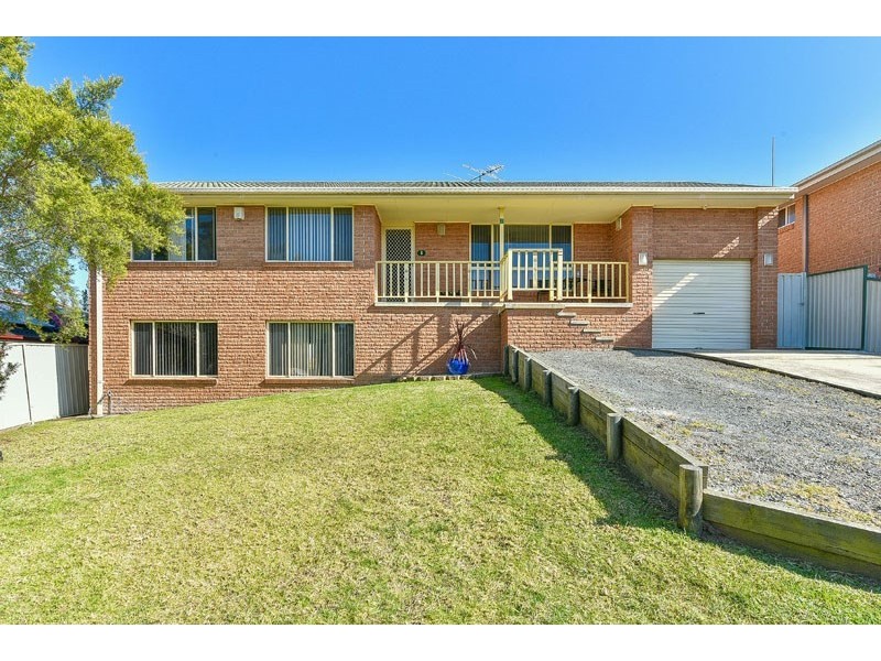 7 Thane Close, Rosemeadow NSW 2560