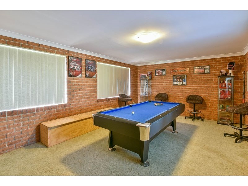 7 Thane Close, Rosemeadow NSW 2560