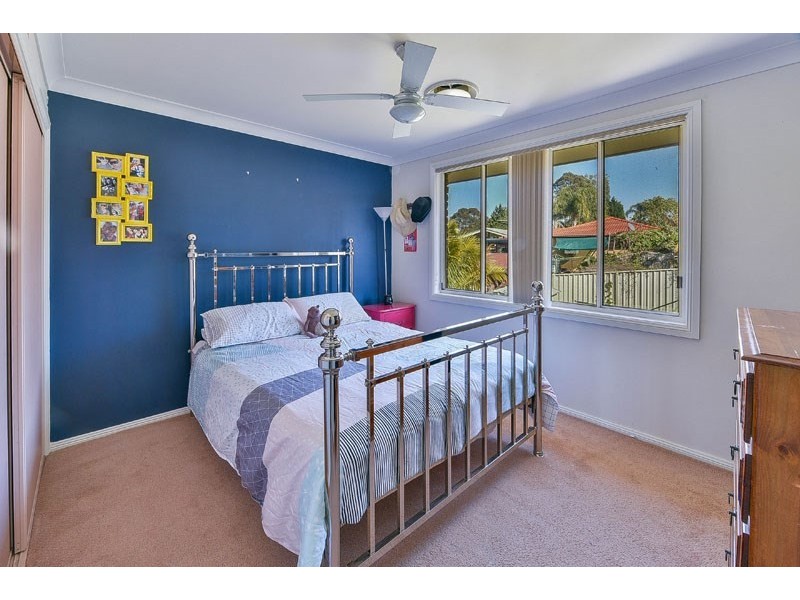 7 Thane Close, Rosemeadow NSW 2560