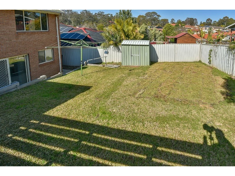 7 Thane Close, Rosemeadow NSW 2560