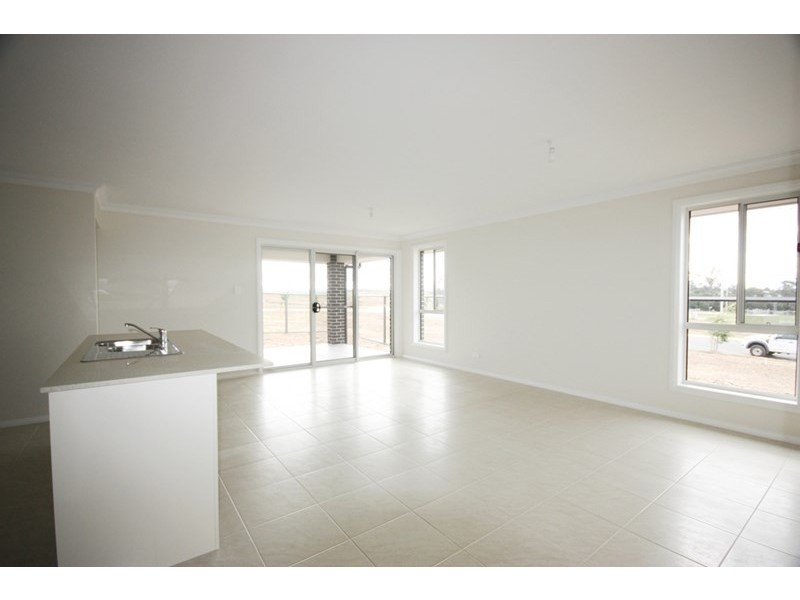 12 Davidson Street, Oran Park NSW 2570