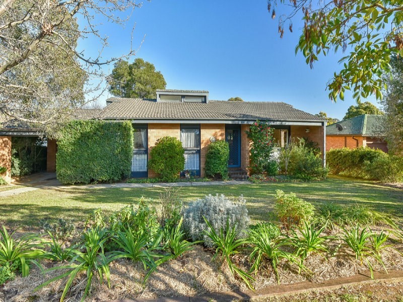 3 Bangalla Avenue, Bradbury NSW 2560