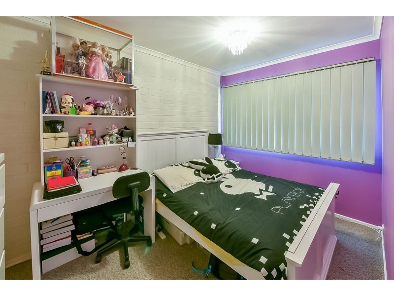 2/15 Brushbox Place, Bradbury NSW 2560