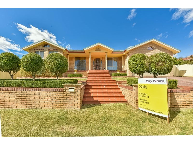 38 Kurrajong Circuit, Mount Annan NSW 2567
