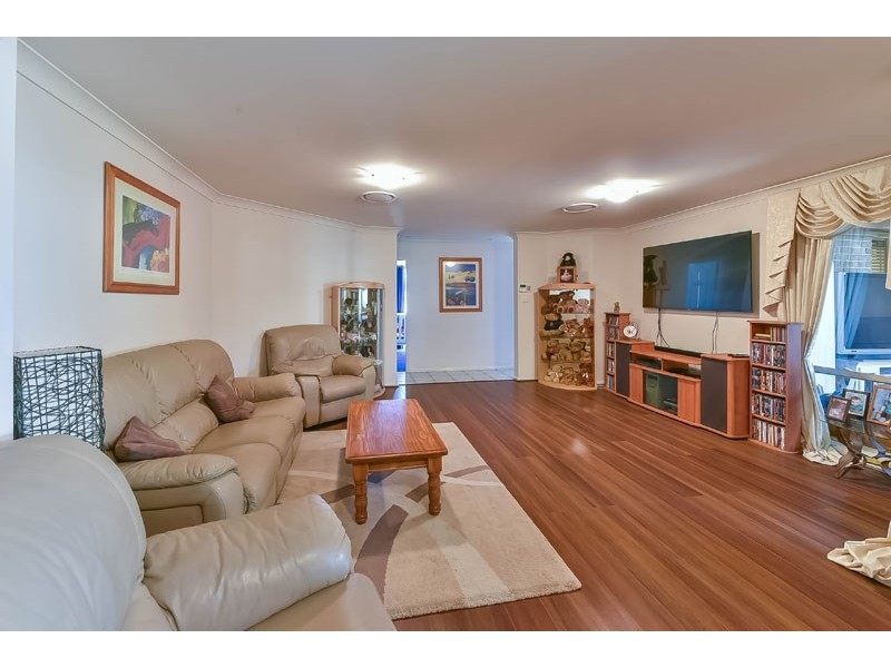 38 Kurrajong Circuit, Mount Annan NSW 2567