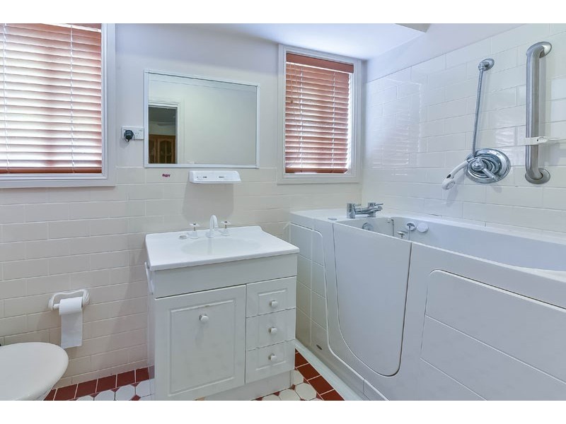 38 Kurrajong Circuit, Mount Annan NSW 2567