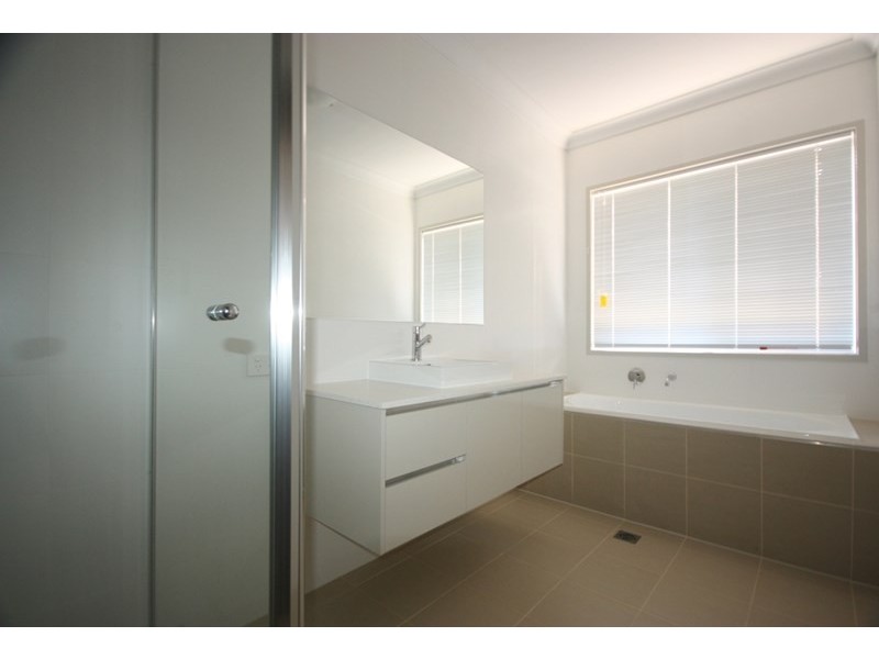 5 Xanadu Street, Gregory Hills NSW 2557