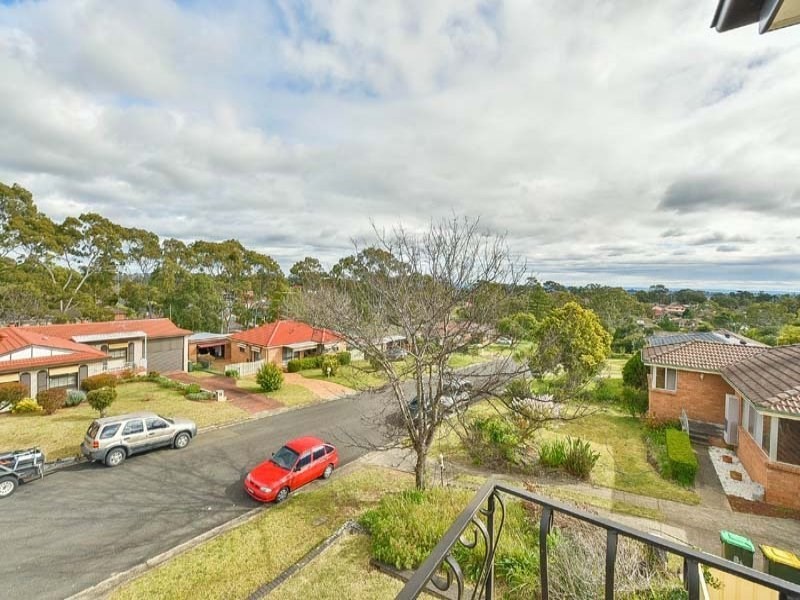 26 Manooka Crescent, Bradbury NSW 2560