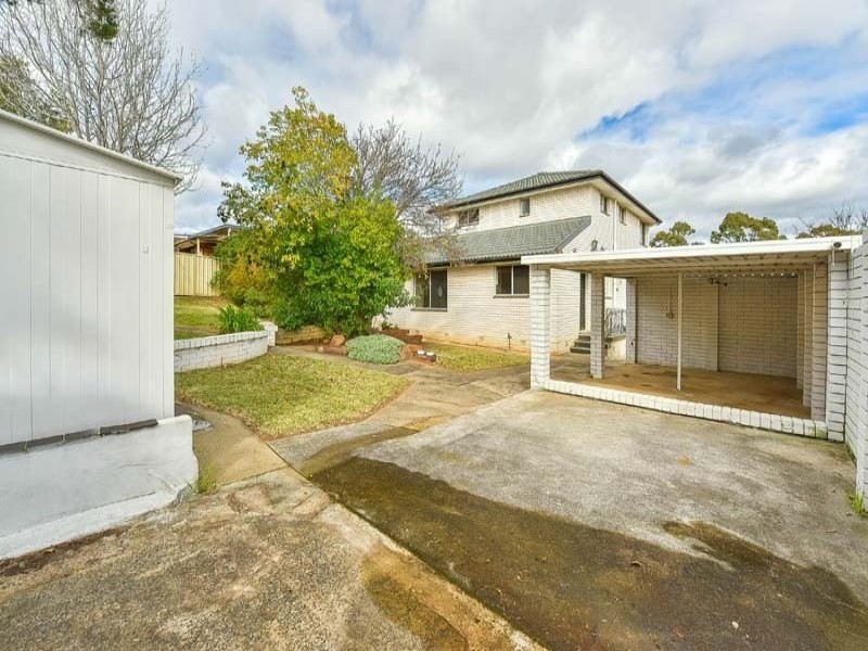 26 Manooka Crescent, Bradbury NSW 2560