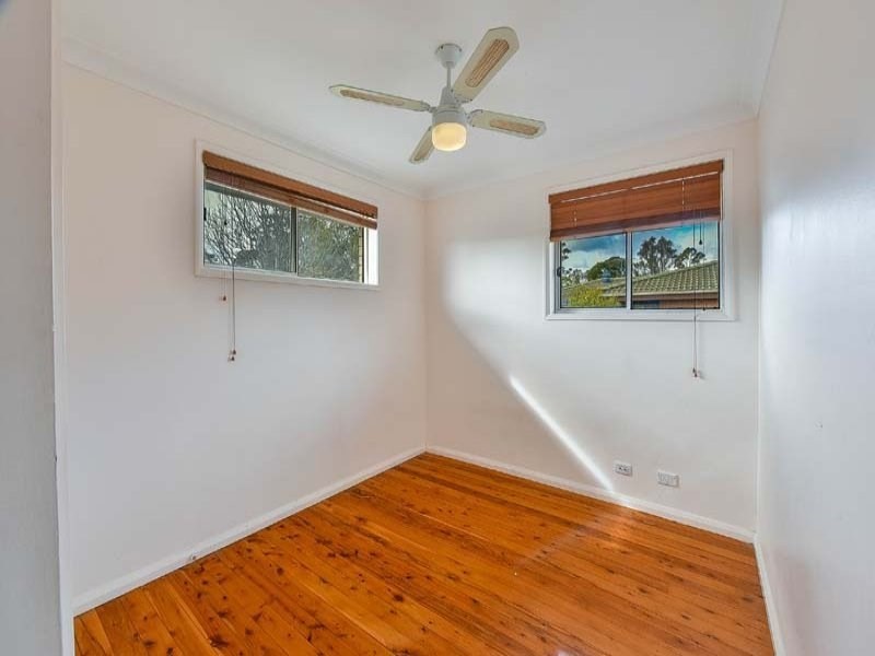 26 Manooka Crescent, Bradbury NSW 2560