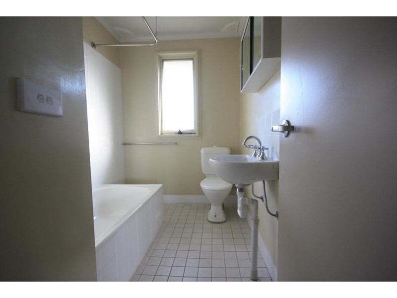 1 Lincluden Place, Airds NSW 2560