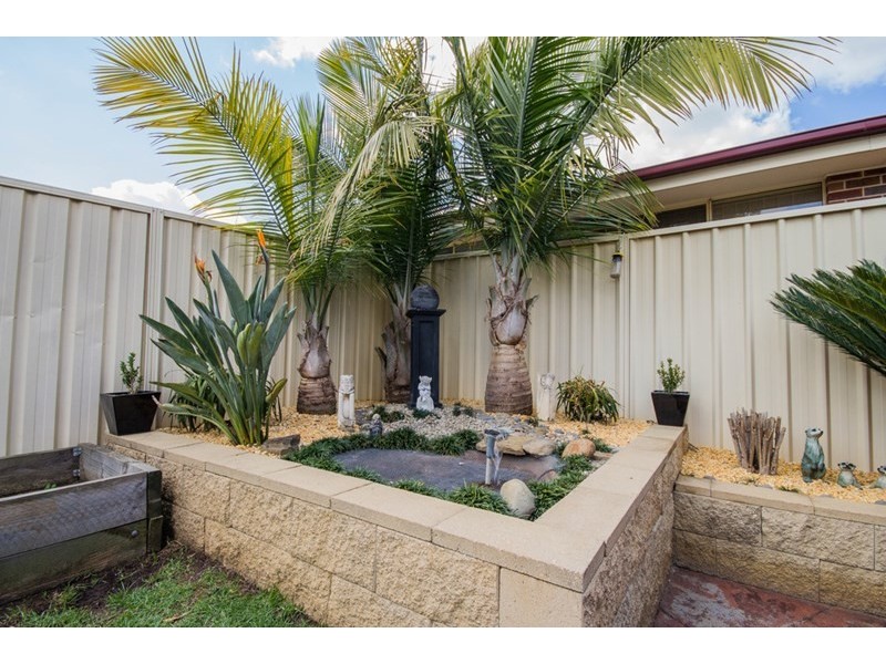 6C Hodges Place, Currans Hill NSW 2567