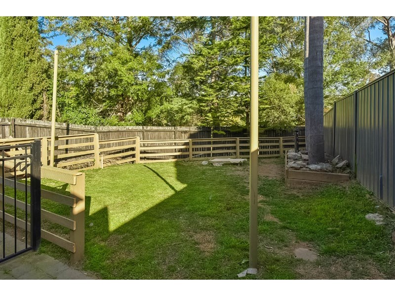 2 Fern Avenue, Bradbury NSW 2560