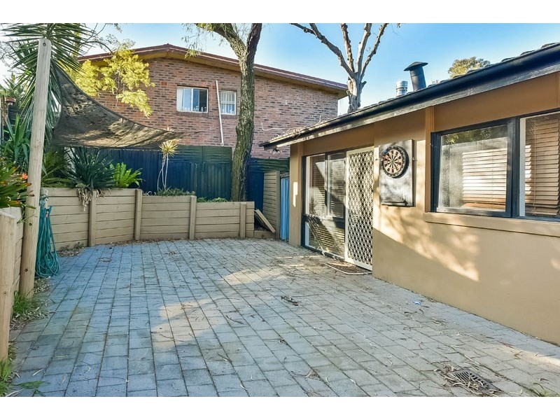 2 Fern Avenue, Bradbury NSW 2560