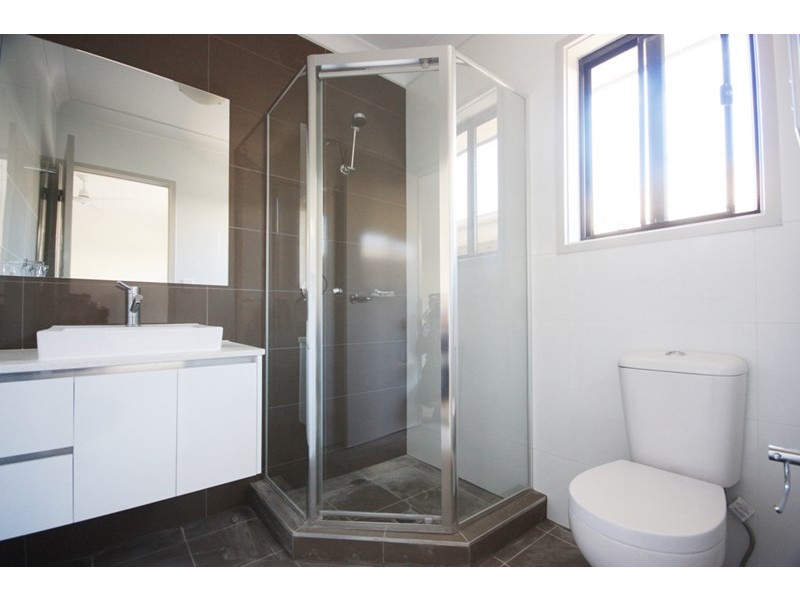 8 Warburn Street, Gregory Hills NSW 2557