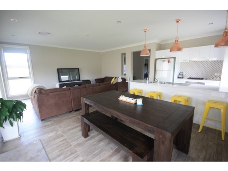 72 Bandara Circuit, Spring Farm NSW 2570