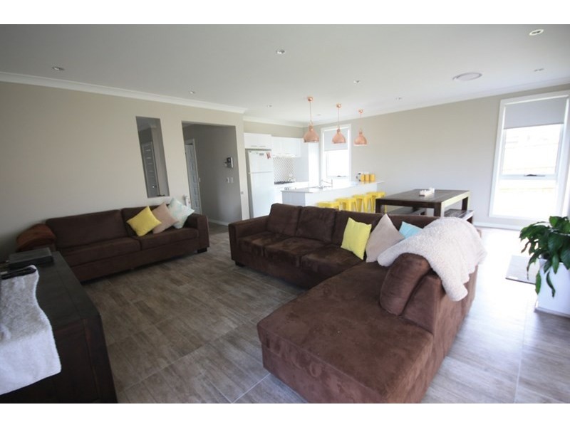 72 Bandara Circuit, Spring Farm NSW 2570