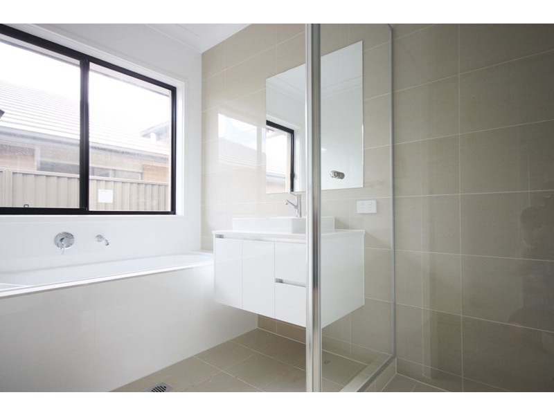 24 Monash Street, Gregory Hills NSW 2557