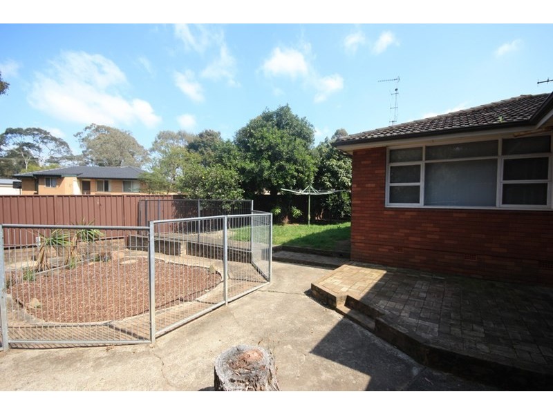 39 Richmond Crescent, Campbelltown NSW 2560