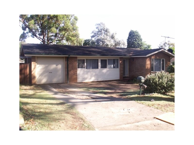 Bradbury NSW 2560