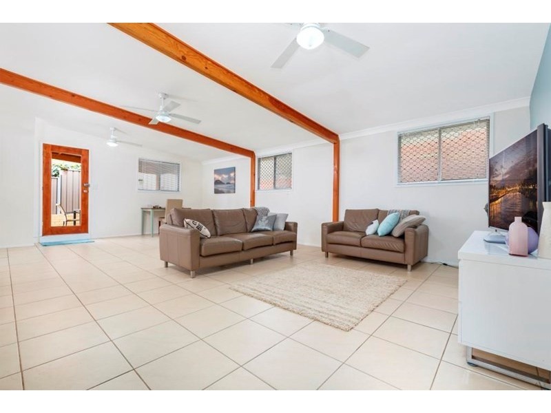 Ambarvale NSW 2560