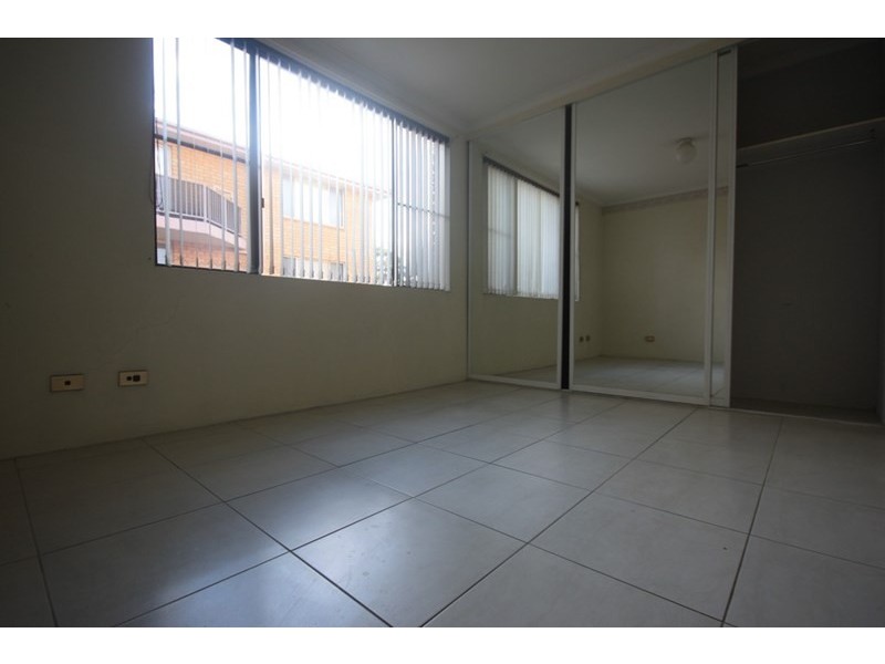 39/1 Riverpark Drive, Liverpool NSW 2170