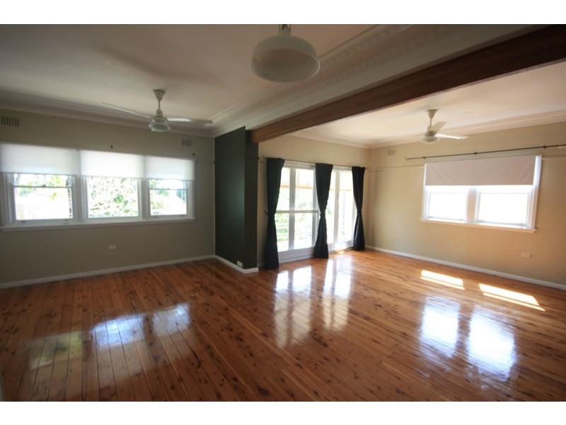 10 Innes Street, Campbelltown NSW 2560
