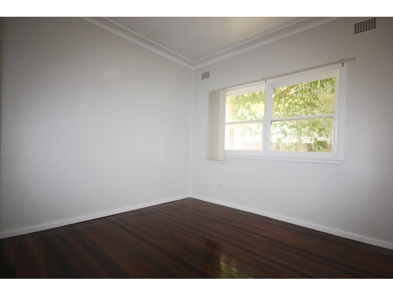 22 Liverpool Street, Ingleburn NSW 2565