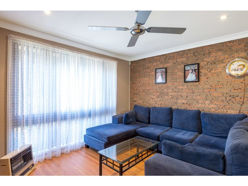 34b Glendower Close, Rosemeadow NSW 2560