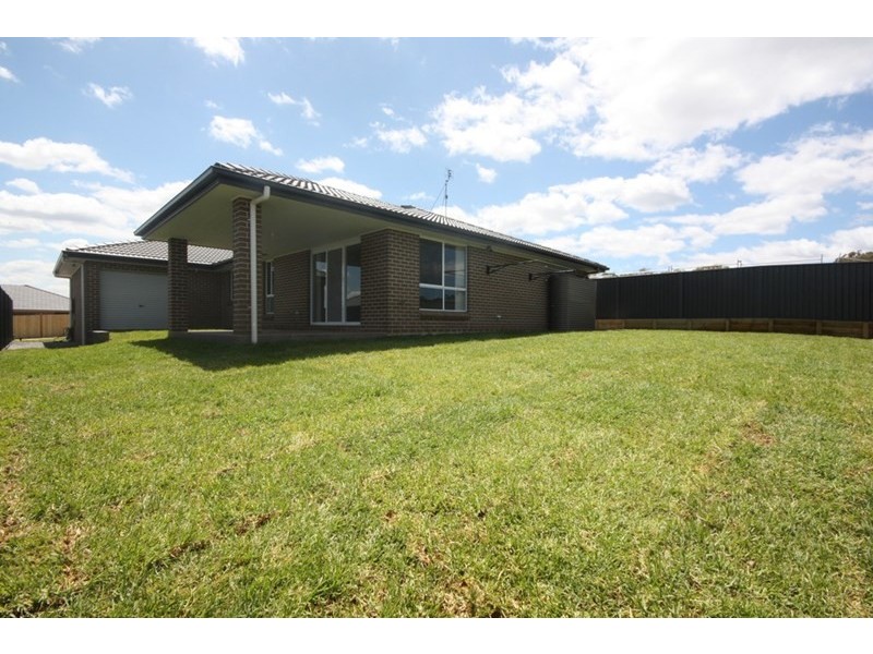 18 Carberry Road, Appin NSW 2560