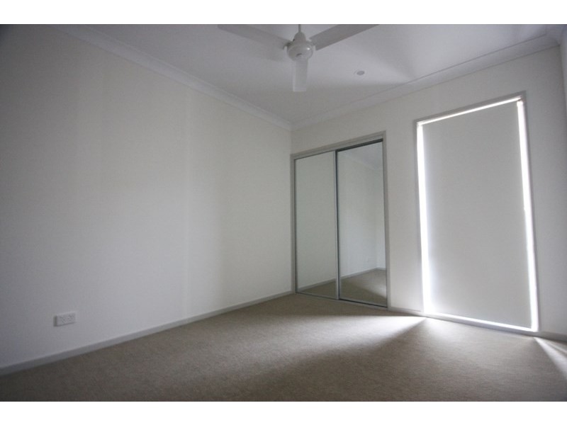 5 Monash Street, Gregory Hills NSW 2557