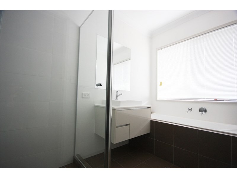 5 Monash Street, Gregory Hills NSW 2557