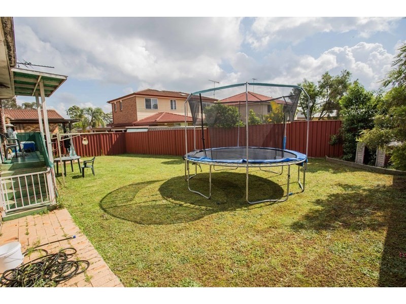 Ingleburn NSW 2565