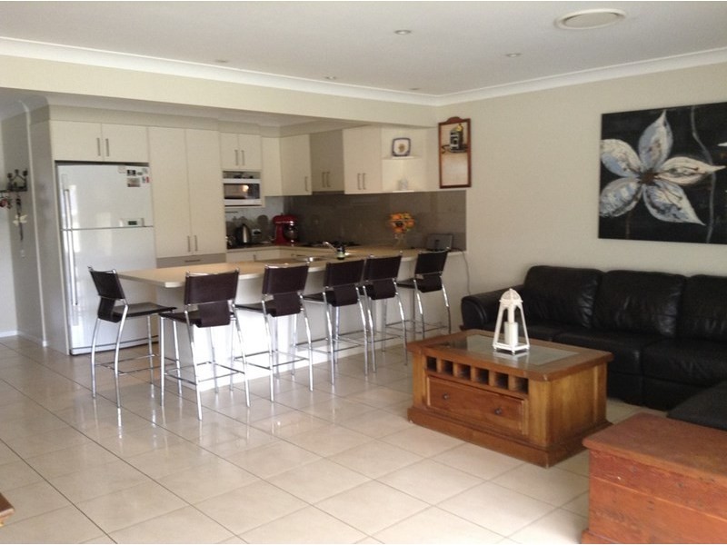 99 Paddymiller Avenue, Currans Hill NSW 2567