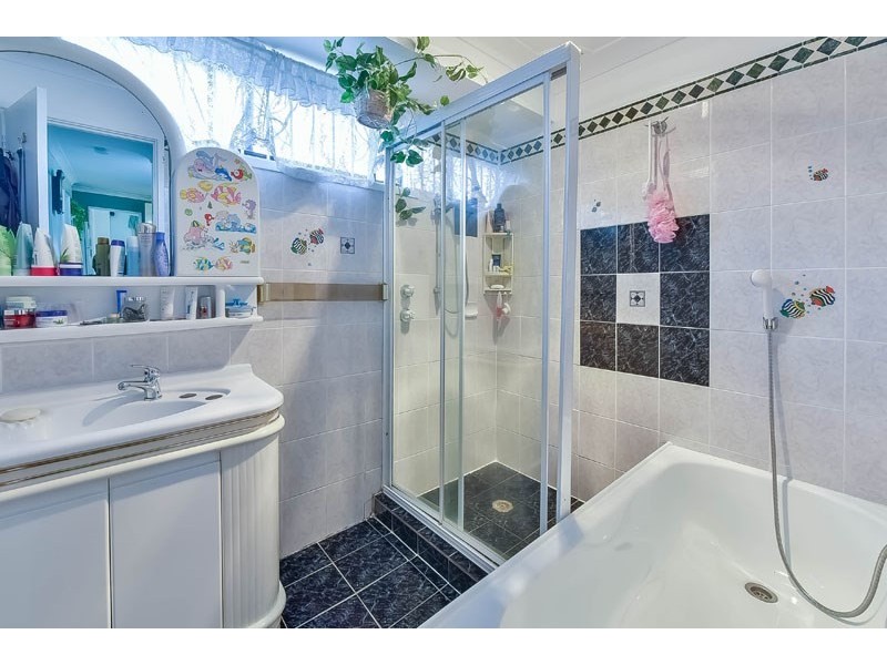 9 Crozier Street, Eagle Vale NSW 2558
