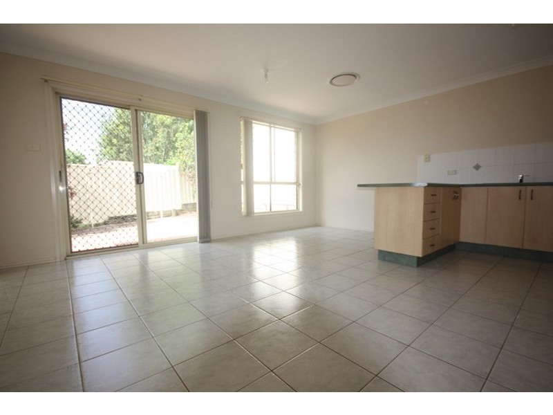 3/20 Hoddle Avenue, Campbelltown NSW 2560