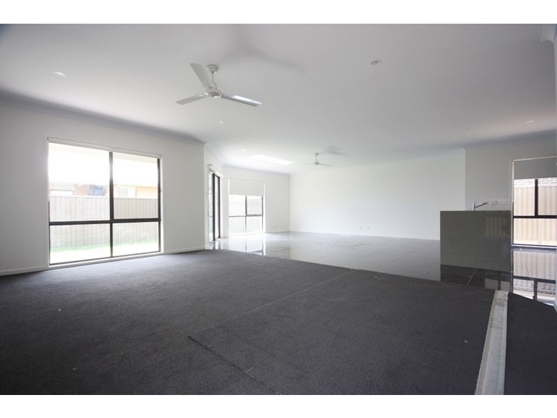 17 Monash Street, Gregory Hills NSW 2557